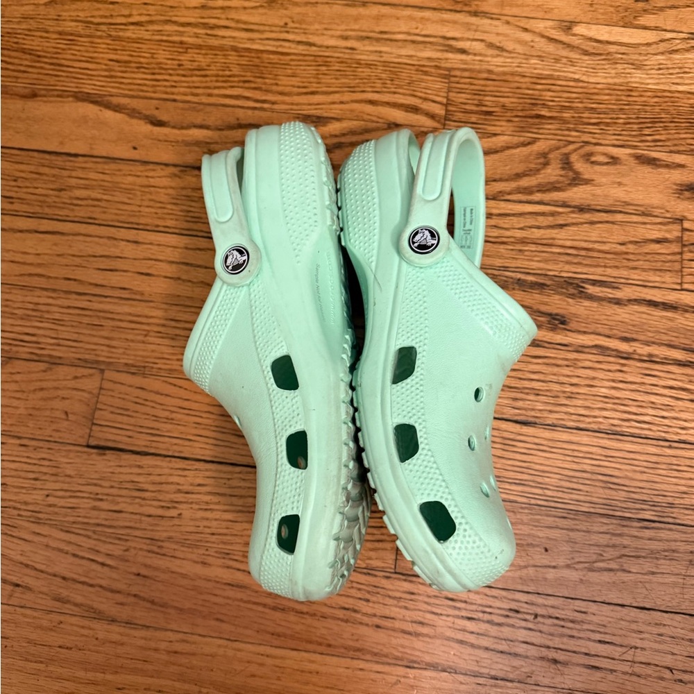 Crocs-Classic Clog - Picture 2 of 3